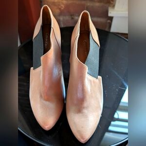 Calvin Klein Women's Tan Leather Shoes